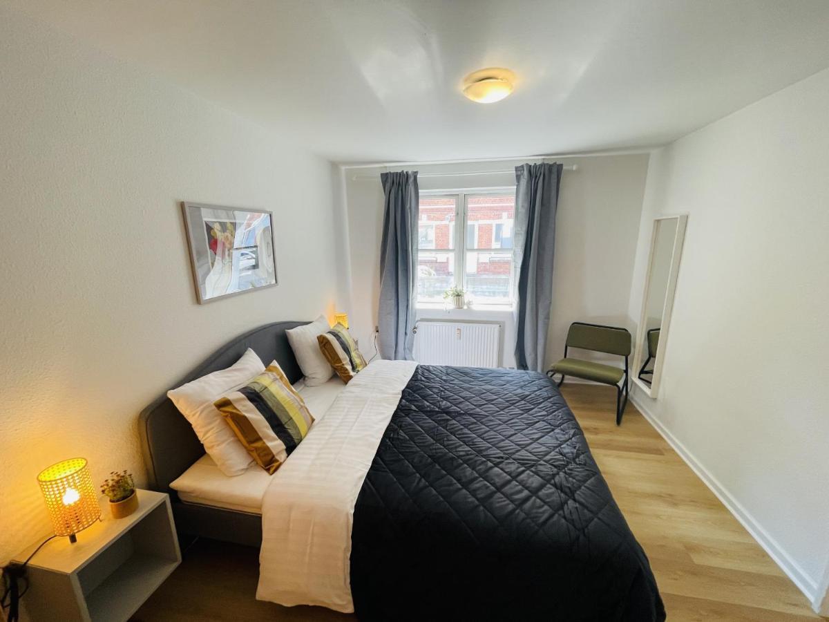 Aday - Central Terrace Apartment In Hjørring Buitenkant foto