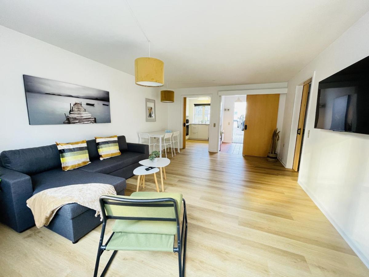 Aday - Central Terrace Apartment In Hjørring Buitenkant foto